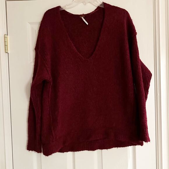 Free People Princess Sweater Alpaca Wool maroon fuzzy V neck Small Oversized - Picture 9 of 9